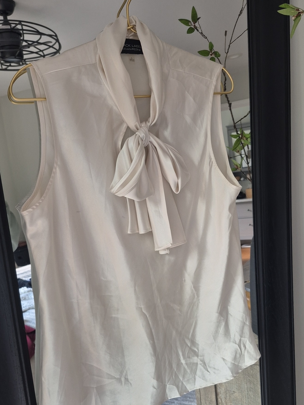 Black Label Cream Tie-Neck Sleeveless Camisole